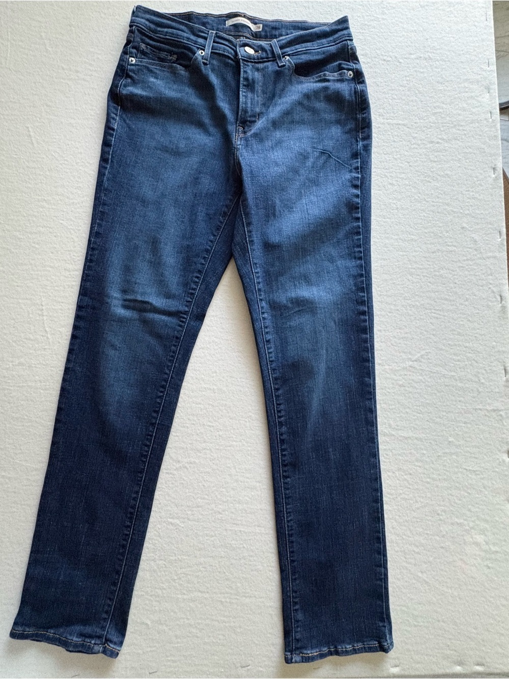 Levi's Slim Straight Jeans in Dark Blue Denim